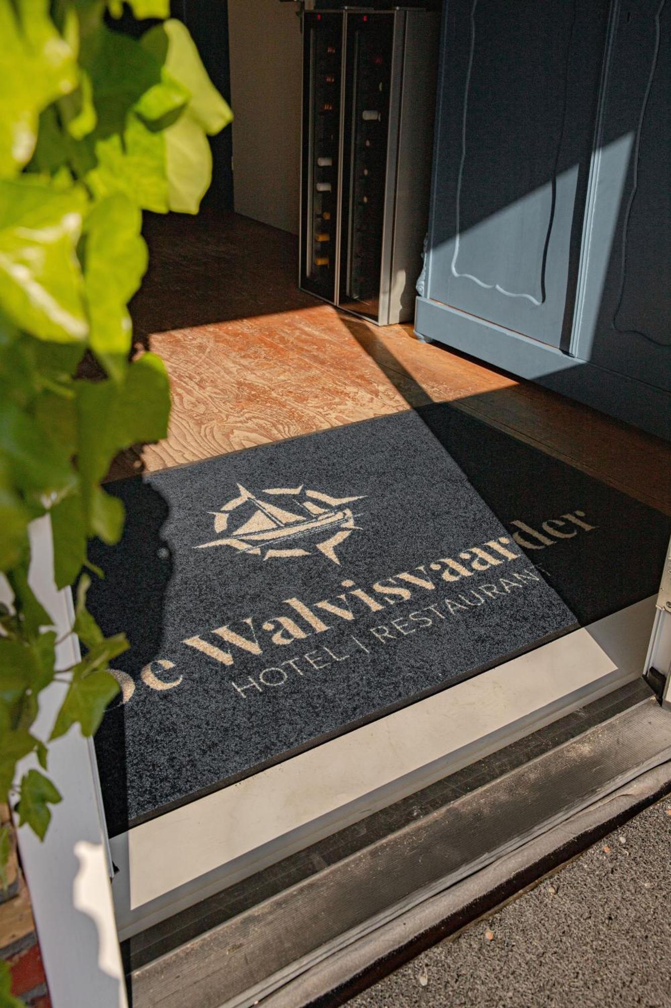 Hotel-Restaurant De Walvisvaarder Hollum  Exterior photo